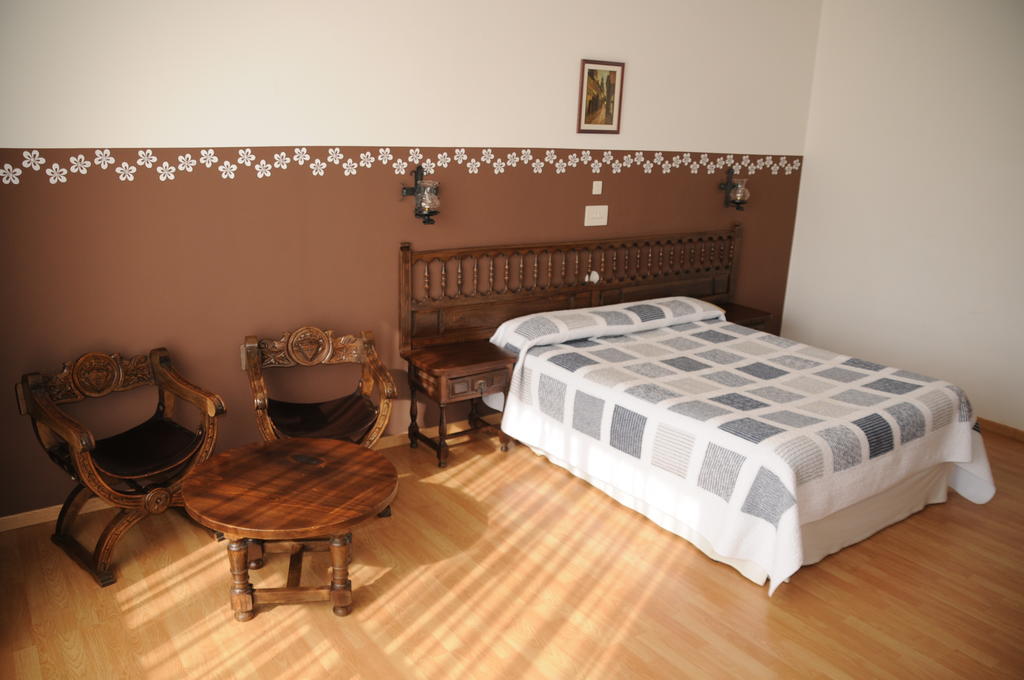 Hotel Eumesa Puentedeume Zimmer foto